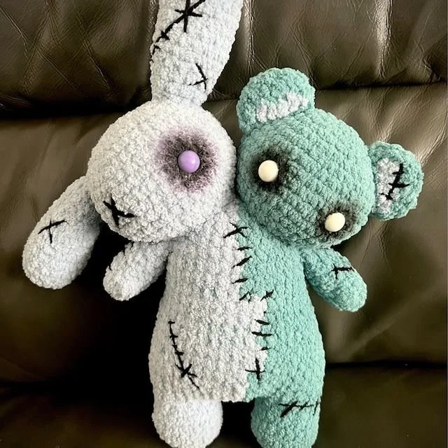 Beautiful crochet pattern design example showcasing intricate stitches and colors.
