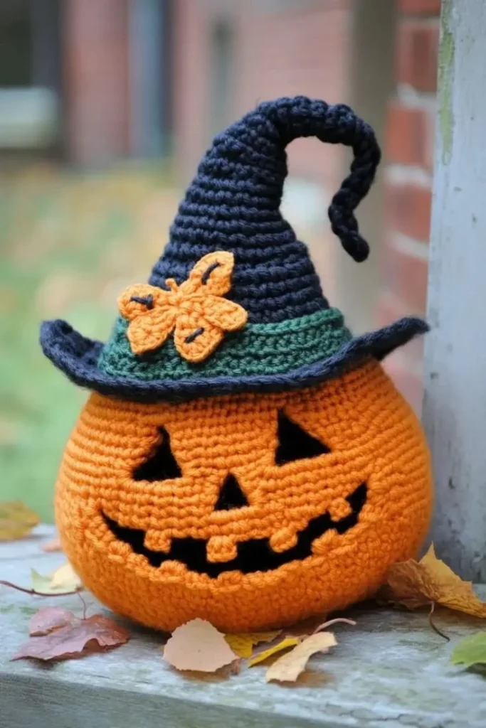 Free crochet patterns for Halloween decorations and costumes.